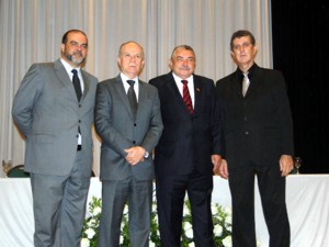 Novos diretores do SINDINOVA tomam posse em Nova Serrana sindinova posse